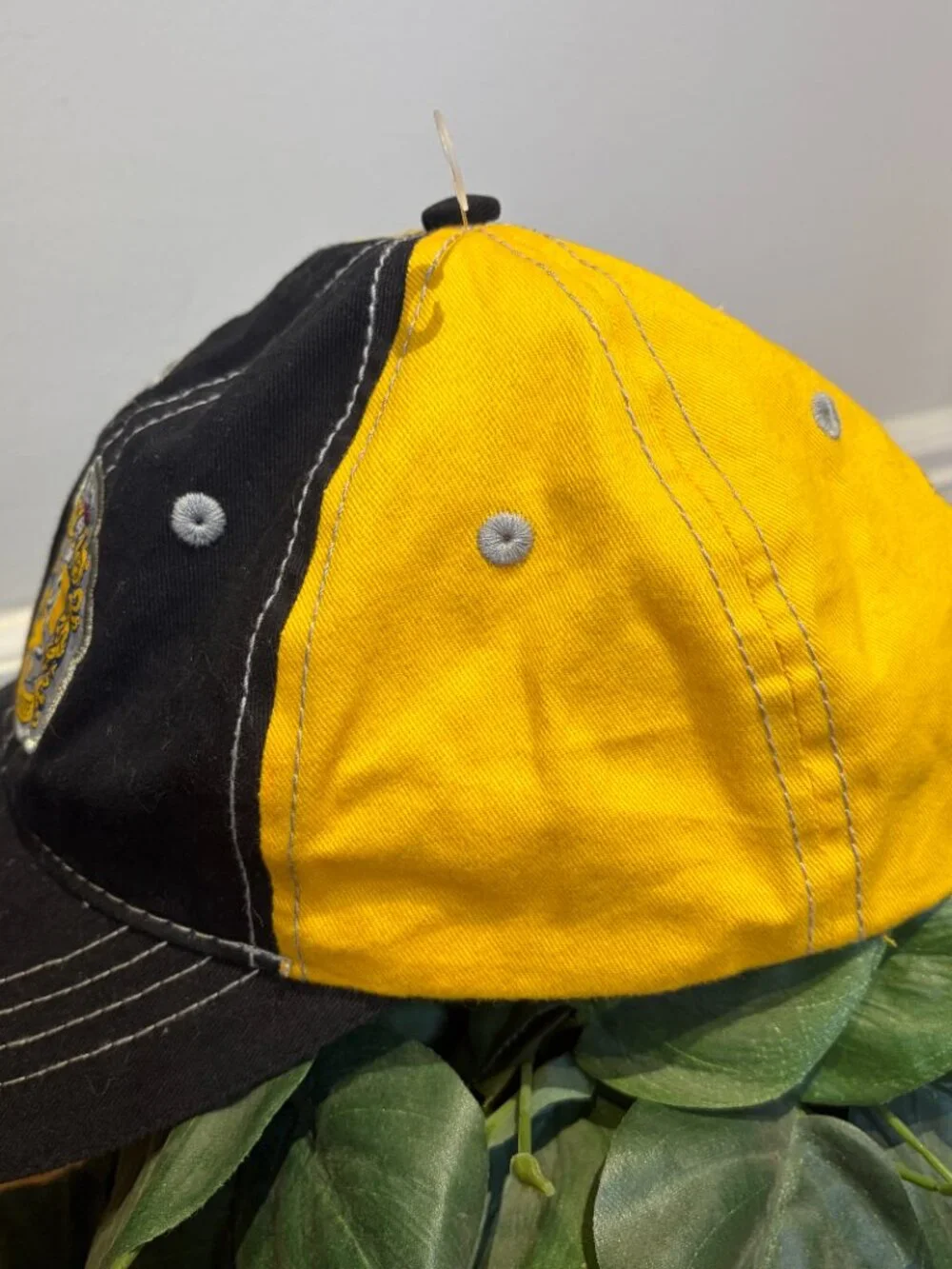 Harry Potter Hufflepuff Hat Wizarding World of Harry Potter Snapback Cotton